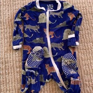 Kickee jammies 3-6 months🦁